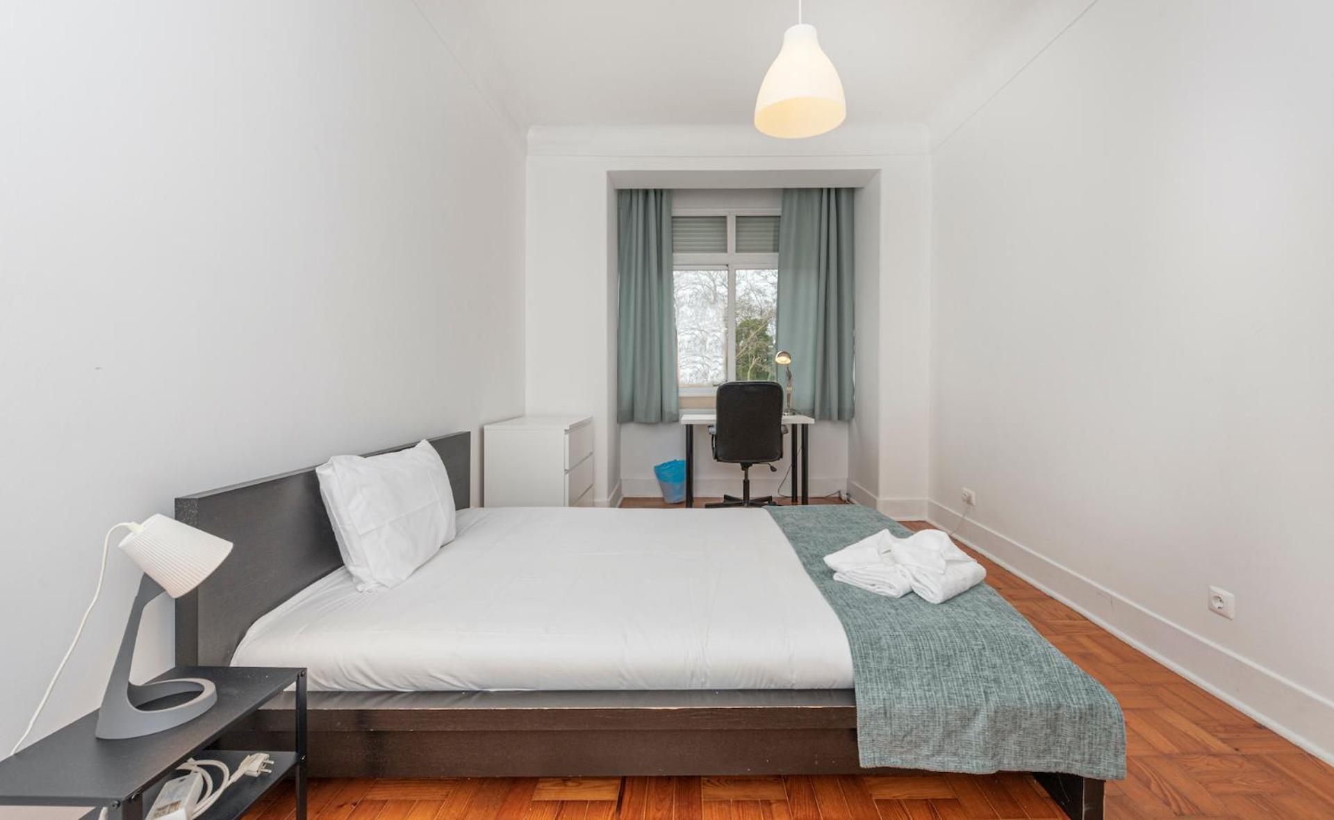 Houze_central Lisbon, 4 Flat W/ Zoo View Lisbon